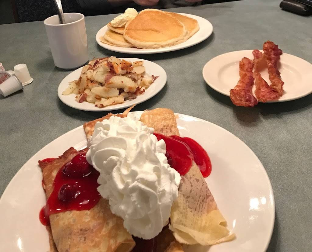 Genes Place To Dine | restaurant | 3730 Rocky River Dr, Cleveland, OH 44111, USA | 2162521741 OR +1 216-252-1741