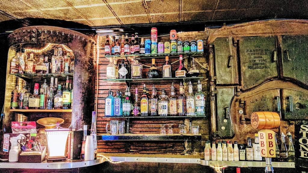 Thirsty First | restaurant | 280 Central St, Lowell, MA 01852, USA | 9784547600 OR +1 978-454-7600