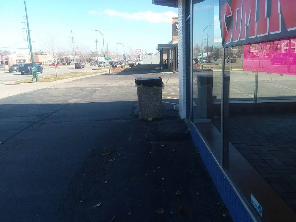 Leftys Cheesesteak | restaurant | 7060 N Wayne Rd, Westland, MI 48185, USA | 7346295100 OR +1 734-629-5100