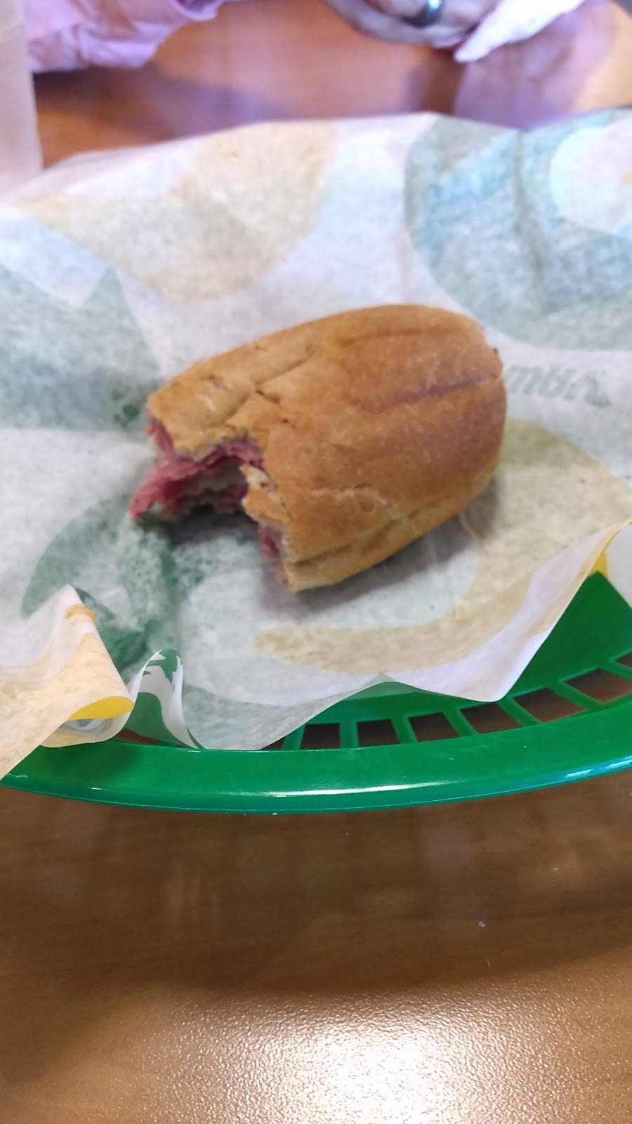 Subway Restaurants | restaurant | 1400 West 190th St Unit D South Bay, Towne Center, Torrance, CA 90501, USA | 3103288498 OR +1 310-328-8498