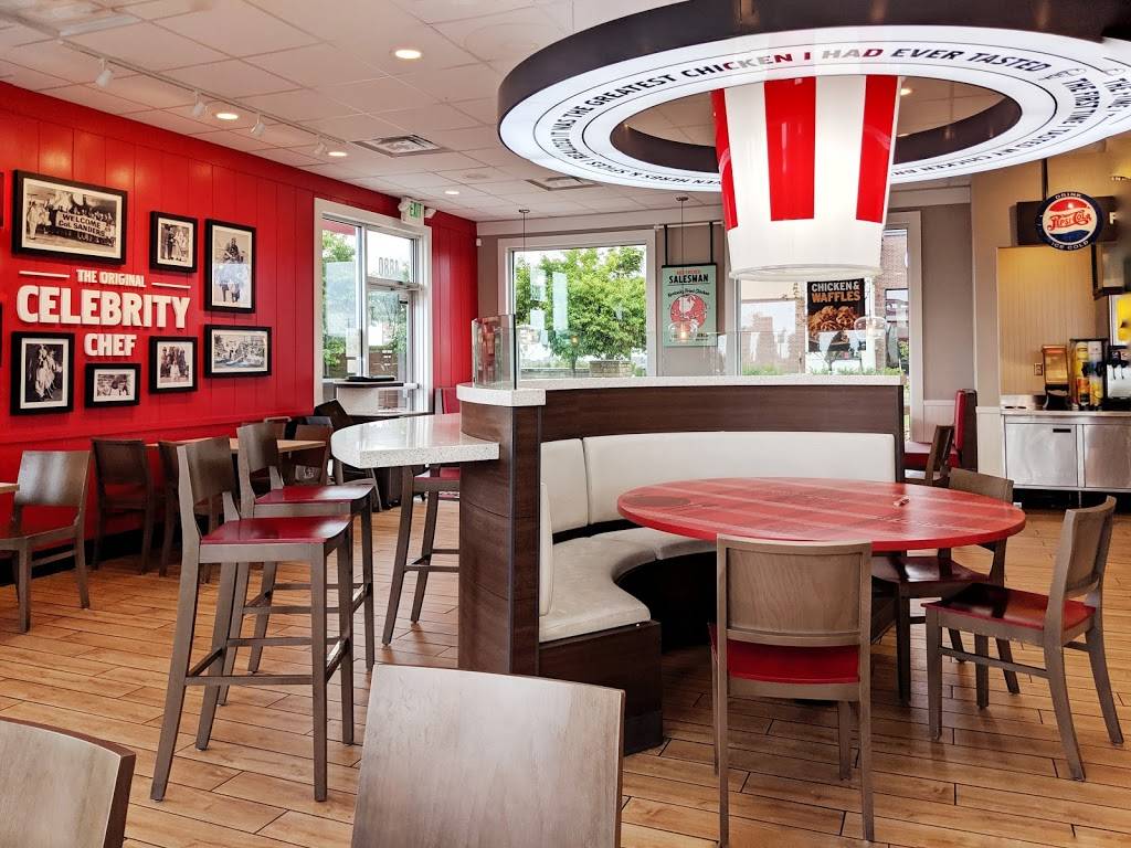 KFC | restaurant | 4880 N, Tower Rd, Denver, CO 80249, USA | 3033734020 OR +1 303-373-4020