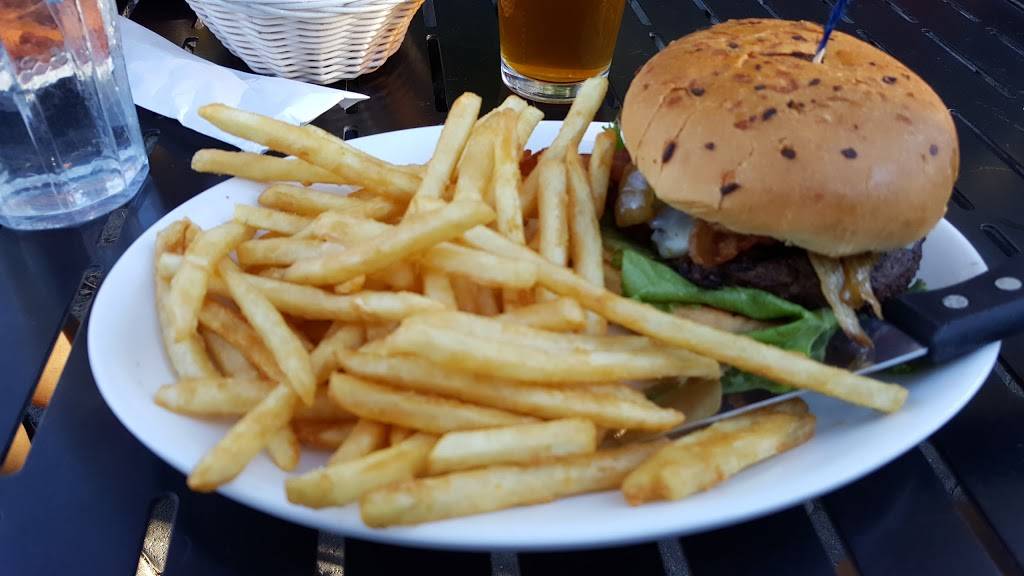 The Brewery At Lake Tahoe | restaurant | 3542 Lake Tahoe Blvd, South Lake Tahoe, CA 96150, USA | 5305442739 OR +1 530-544-2739