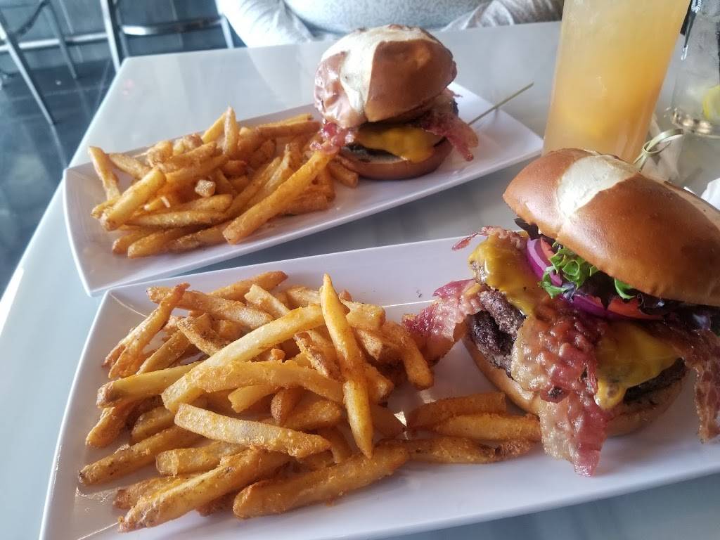 Nick & Mike Bar and Grill | restaurant | 11524 N Tryon St #7, Charlotte, NC 28262, USA | 9803350405 OR +1 980-335-0405