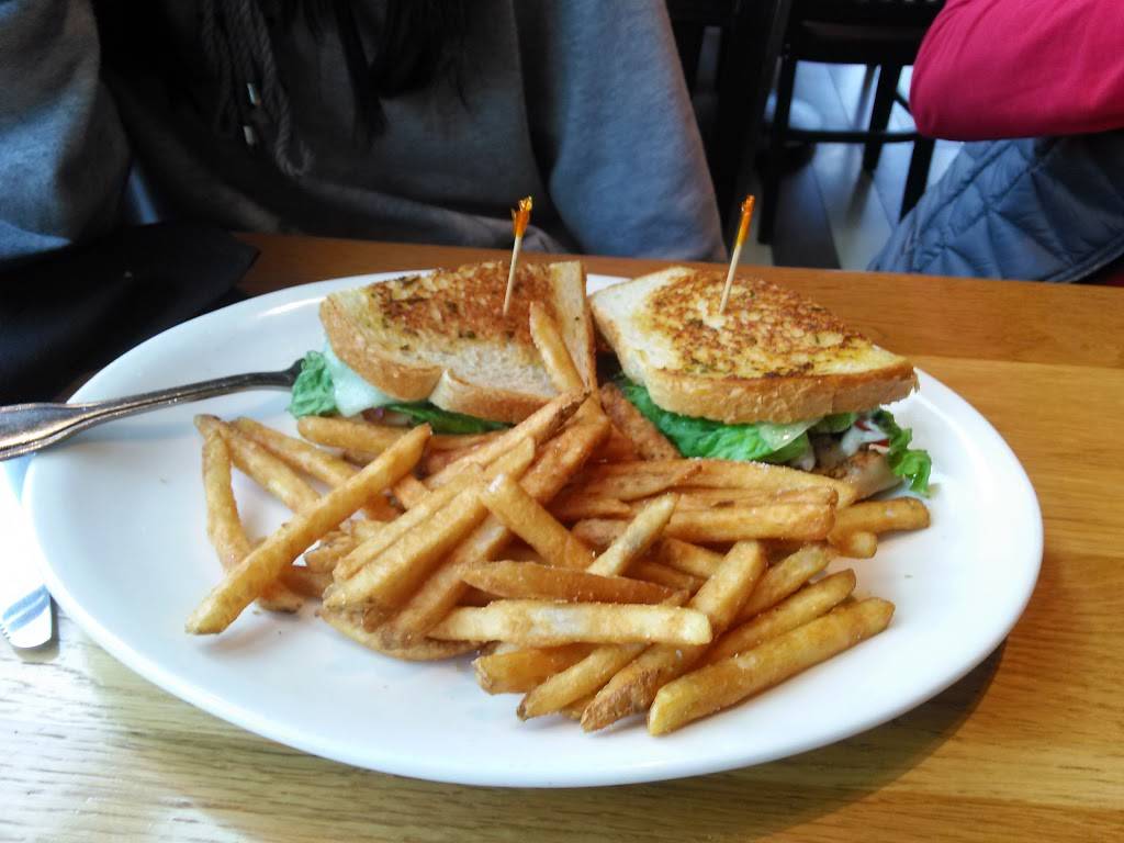 BJs Restaurant & Brewhouse | restaurant | 2730 E Bidwell St, Folsom, CA 95630, USA | 9164042000 OR +1 916-404-2000