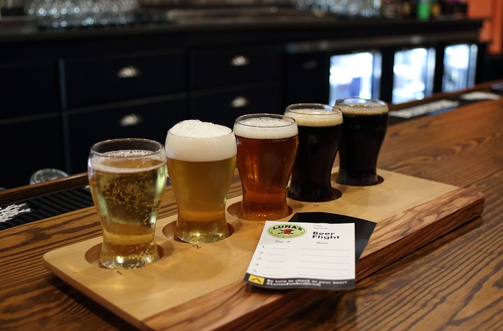 Lunas Eat & Drink | restaurant | 25689 Canal Rd Suite B, Orange Beach, AL 36561, USA | 2519805862 OR +1 251-980-5862