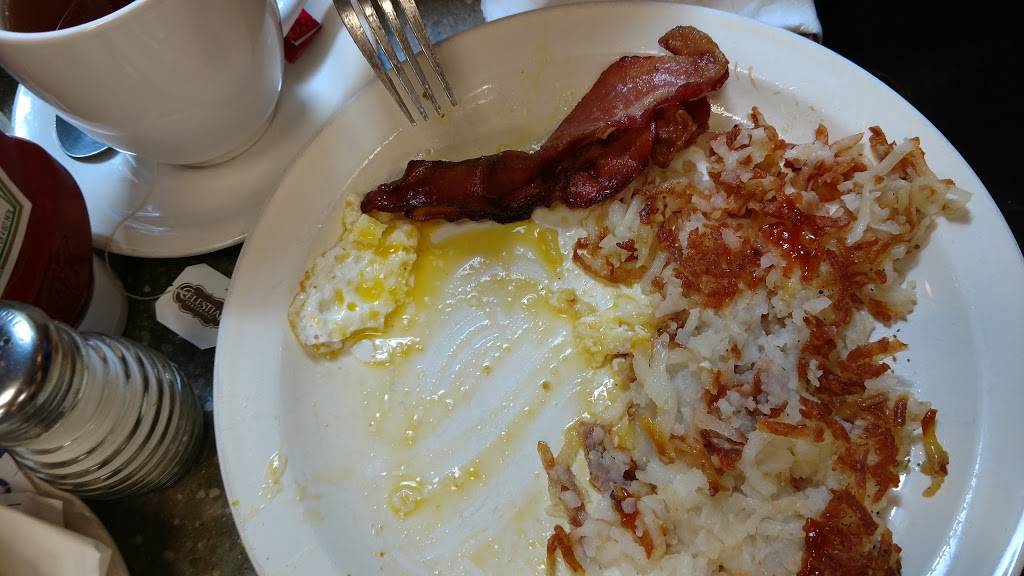 Moonstruck | restaurant | 462 1st Avenue, New York, NY 10016, USA | 2125624141 OR +1 212-562-4141