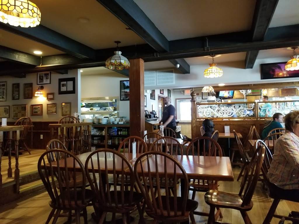 Kingston Kitchen at the Village Inn | restaurant | 1384 Hoban St, Mackinac Island, MI 49757, USA | 9068473542 OR +1 906-847-3542