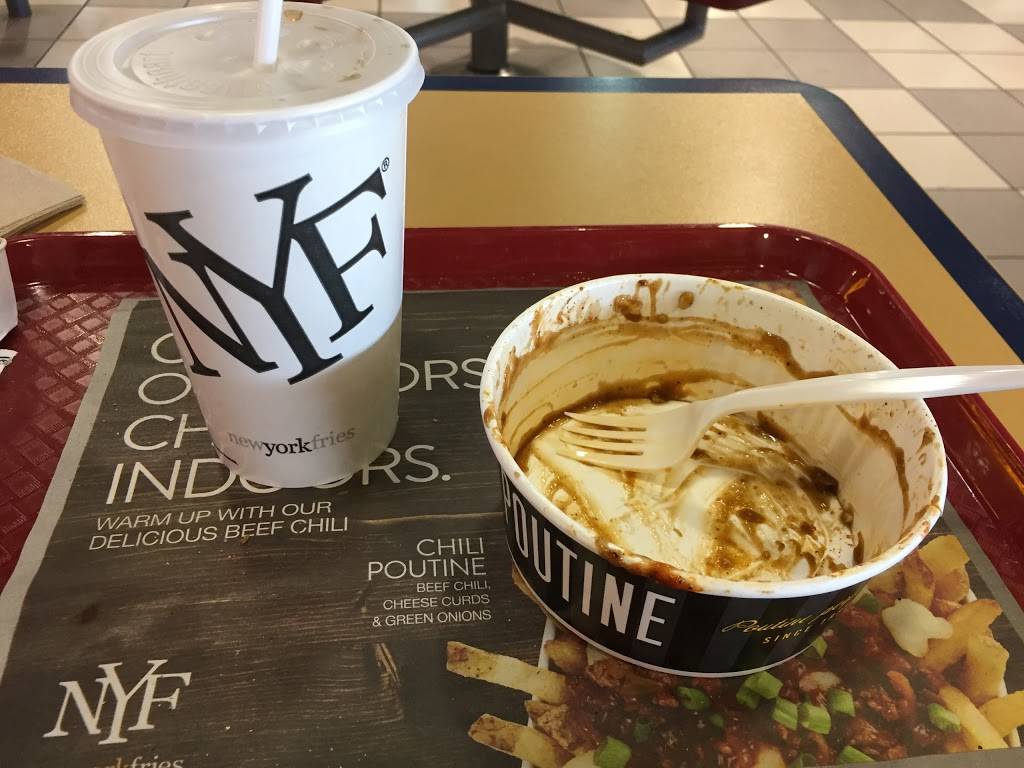 New York Fries - Dixie Outlet Mall | restaurant | 1250 S Service Rd Unit 69, Mississauga, ON L5E 1V4, Canada | 9052781781 OR +1 905-278-1781