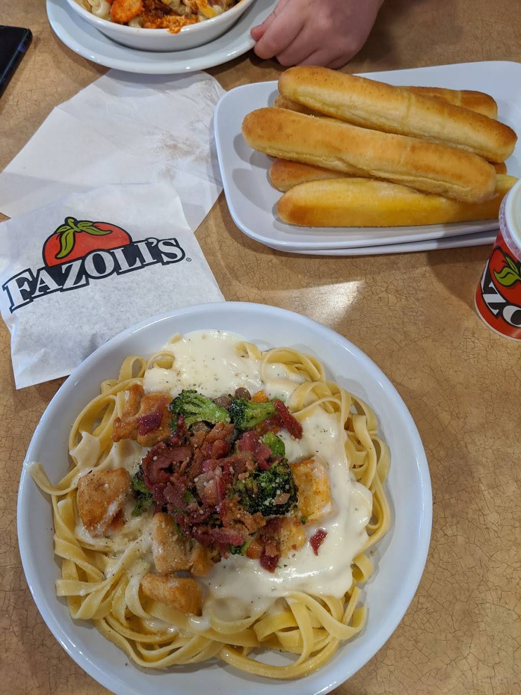 Fazolis | restaurant | 6345 Quivira Rd, Shawnee, KS 66216, USA | 9139625814 OR +1 913-962-5814