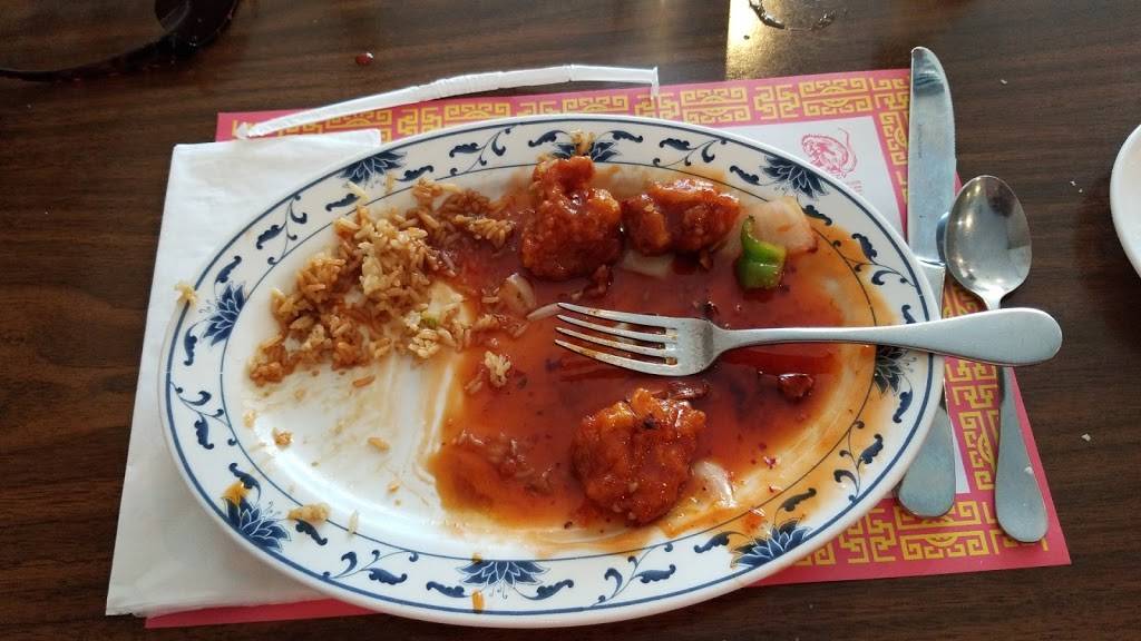 Golden Wok Inn | restaurant | 4976 Library Rd, Bethel Park, PA 15102, USA | 4128317744 OR +1 412-831-7744