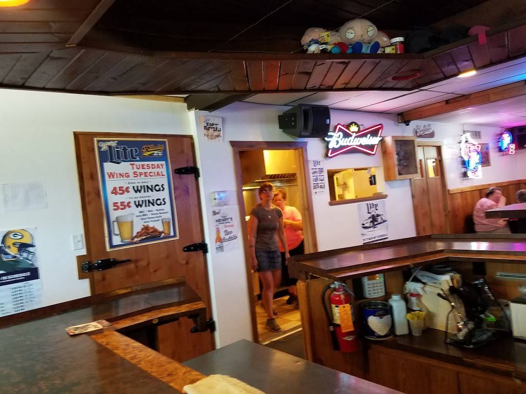 T-Bucket LLC | restaurant | 2424 S County Rd T, Green Bay, WI 54311, USA | 9208638538 OR +1 920-863-8538