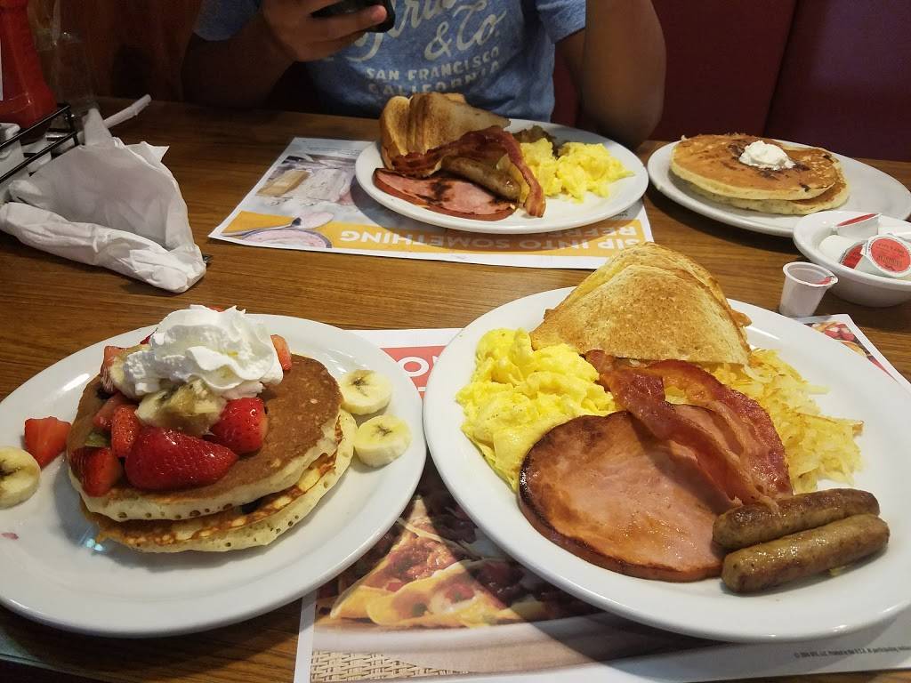 Dennys | restaurant | 2320 S, Interregional Hwy, Austin, TX 78704, USA | 5124474584 OR +1 512-447-4584