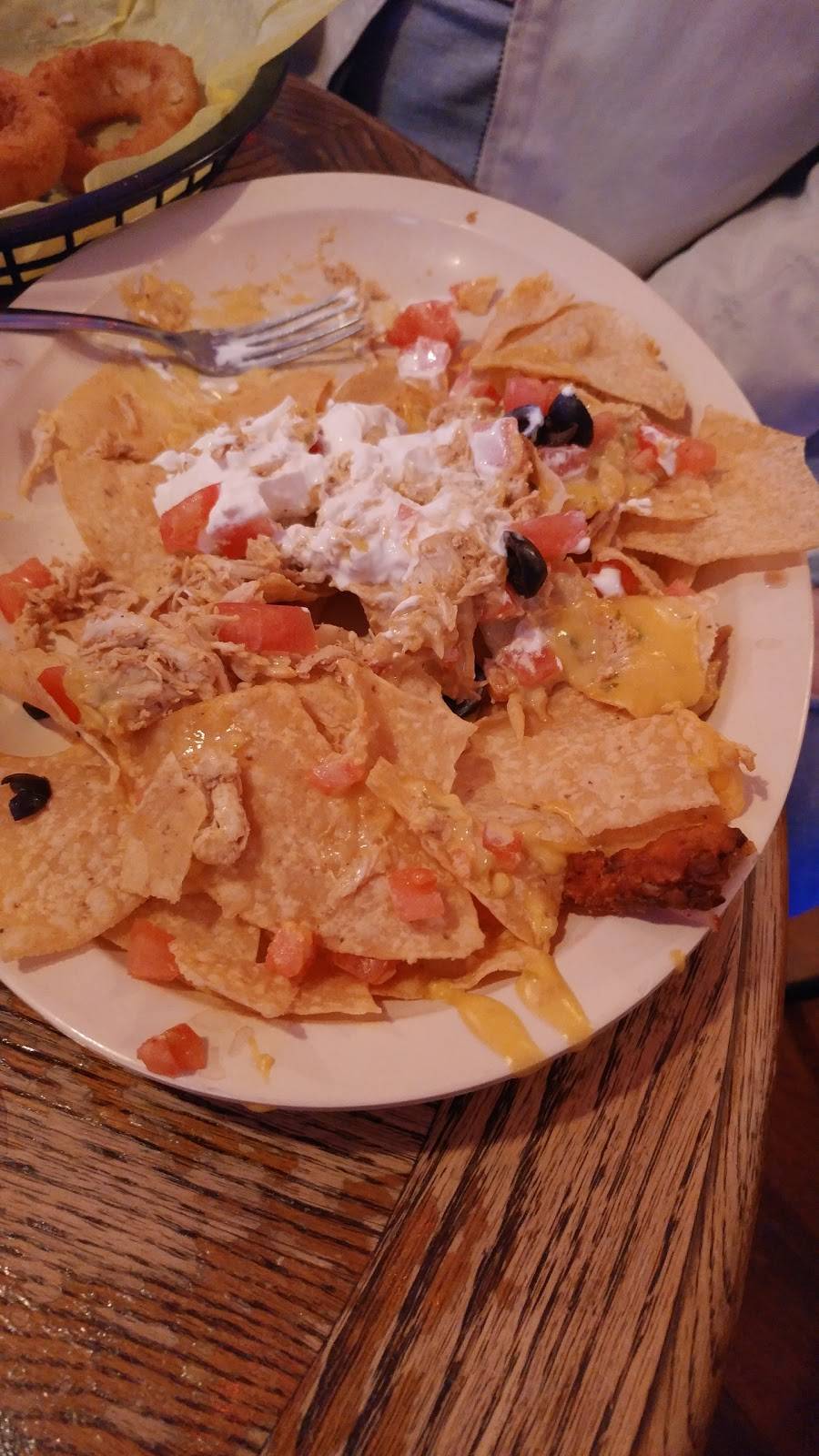 The Dotte Spot Bar & Grill | restaurant | 8123 Parallel Pkwy, Kansas City, KS 66112, USA | 9132990022 OR +1 913-299-0022