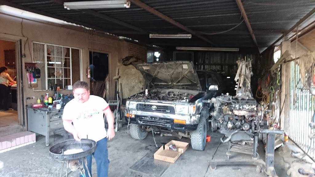 Tattos burgers | restaurant | 21482,, México, Tecate, Baja California, Mexico | 016651030588 OR +52 665 103 0588