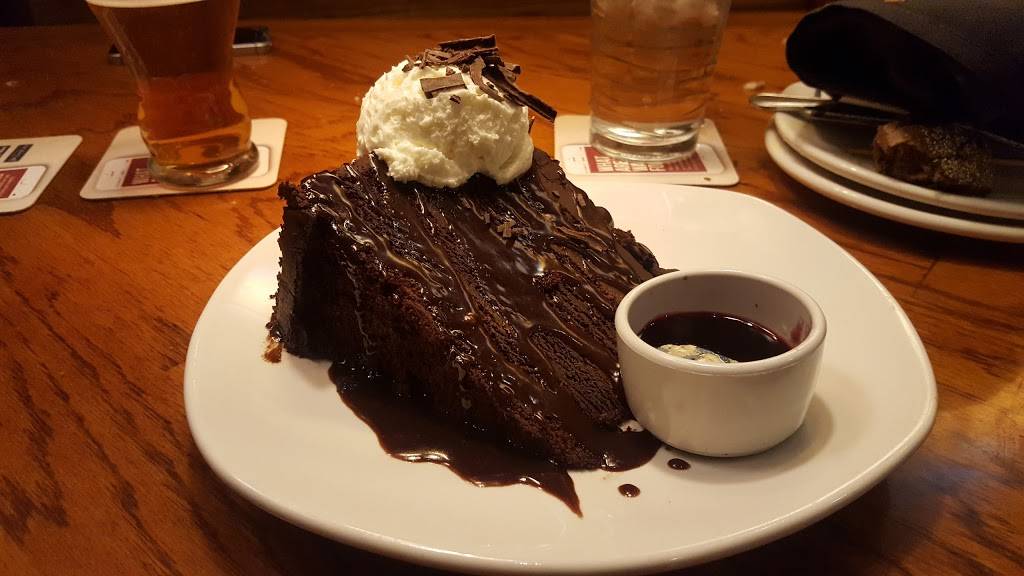 Outback Steakhouse | restaurant | 606 Greenville Blvd SW, Greenville, NC 27834, USA | 2523218444 OR +1 252-321-8444