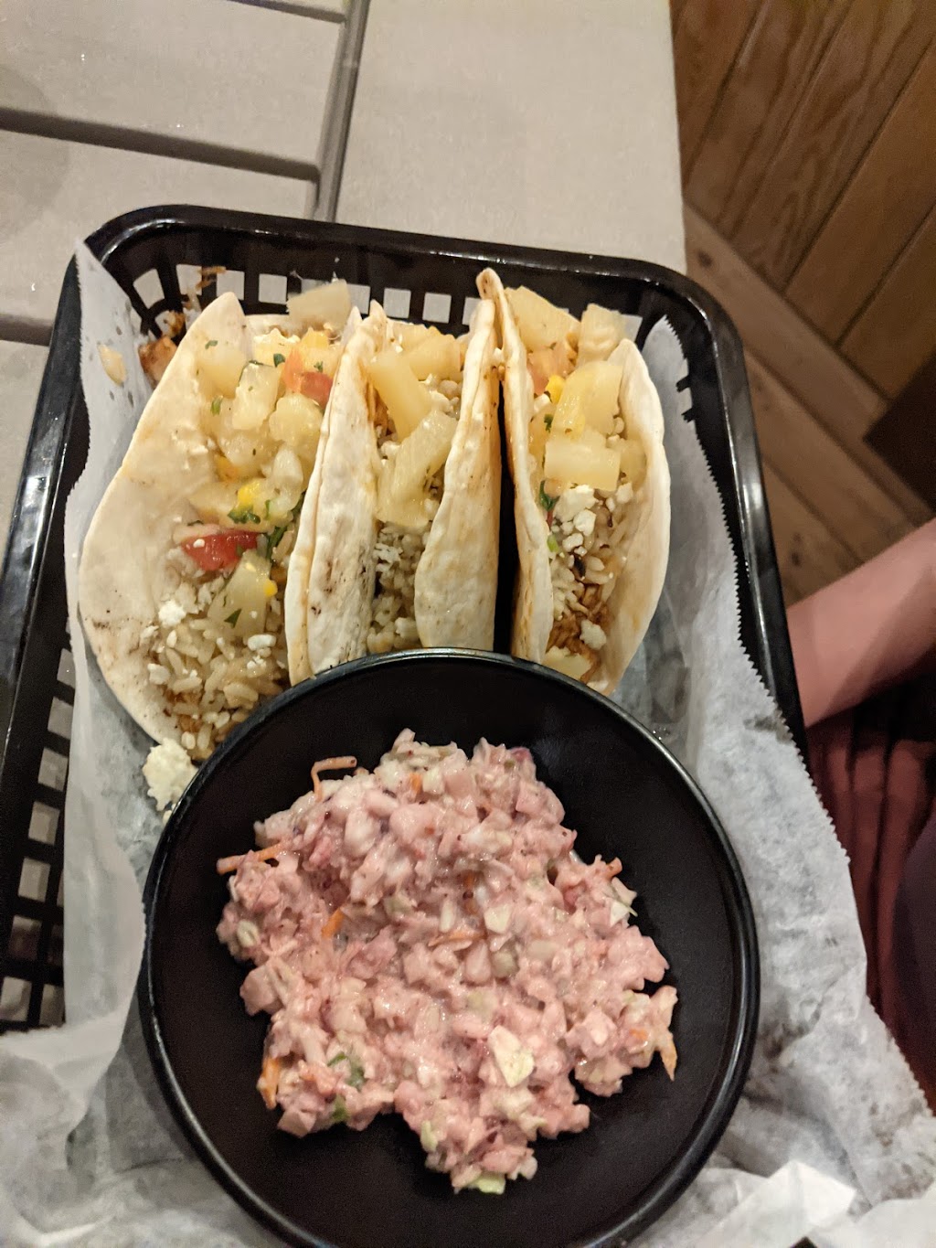 Surf City Line | restaurant | 2112 N New River Dr, Surf City, NC 28445, USA | 9105410062 OR +1 910-541-0062