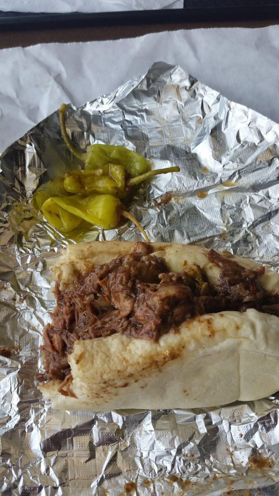 Louies P&R | restaurant | 120 E Walnut St, Herrin, IL 62948, USA | 6189423394 OR +1 618-942-3394