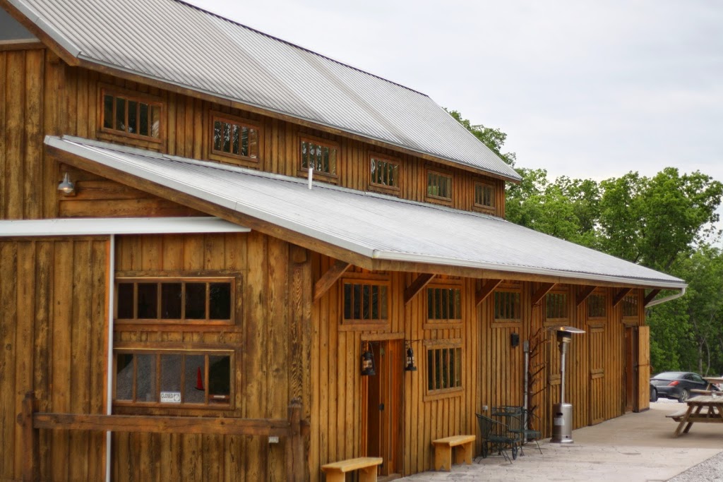 West Winery at Jackson Stables | restaurant | 22694 Rainbow Basin Trail, Kirksville, MO 63501, USA | 6609883941 OR +1 660-988-3941