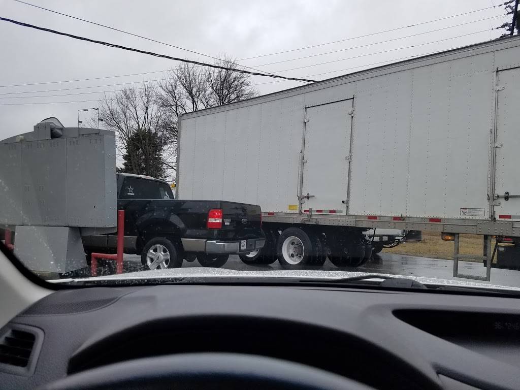 Dairy Queen Grill & Chill | restaurant | 1213 N Michigan Ave, Marshall, IL 62441, USA | 2178265022 OR +1 217-826-5022