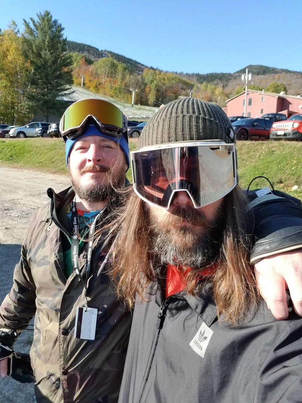 Barker Lodge and Pub | restaurant | Barker Mountain Rd, Newry, ME 04261, USA | 2078245245 OR +1 207-824-5245