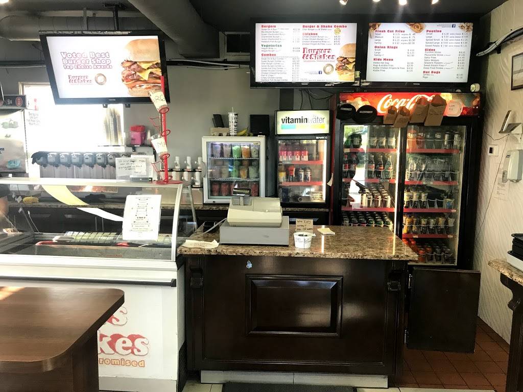 Burgers & Shakes Inc | restaurant | 5510 Limebank Rd, Gloucester, ON K1X 1C3, Canada | 6138224454 OR +1 613-822-4454