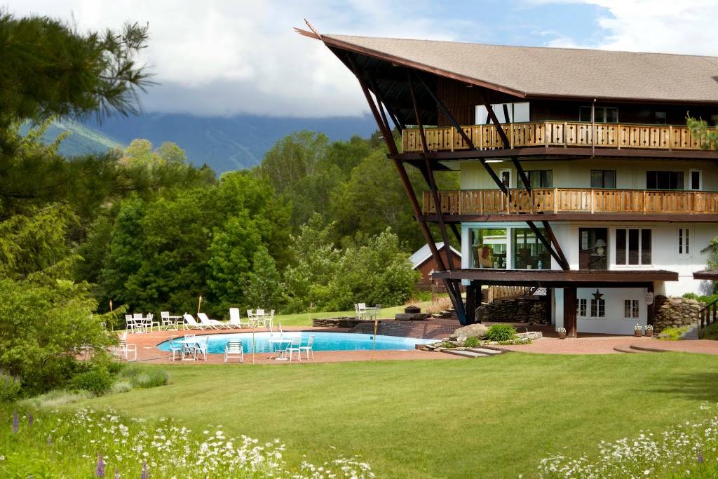 The Stowehof | restaurant | 434 Edson Hill Rd, Stowe, VT 05672, USA | 8022539722 OR +1 802-253-9722