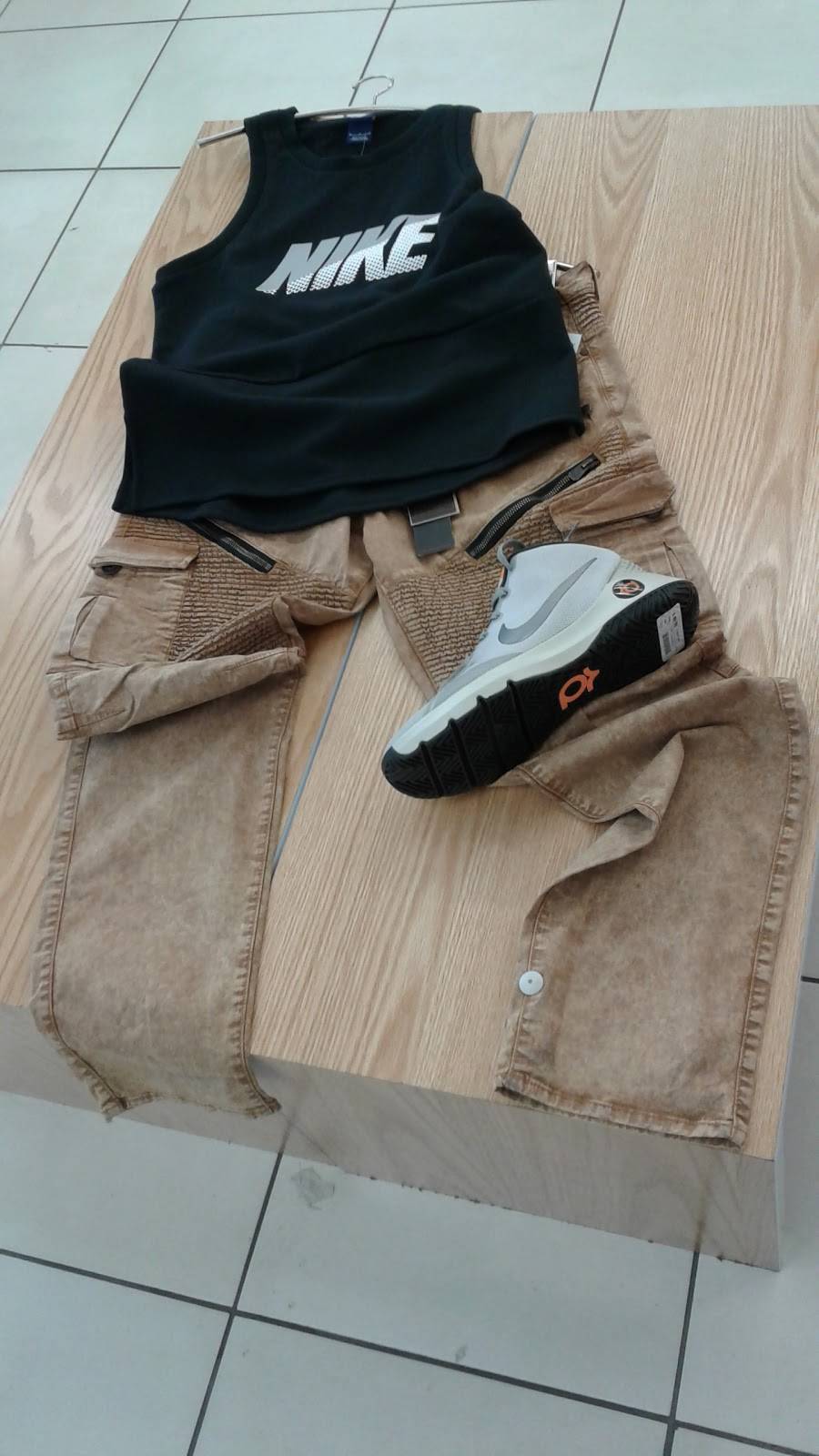 Golden City | restaurant | 4132 N Broad St, Philadelphia, PA 19140, USA | 2153241998 OR +1 215-324-1998