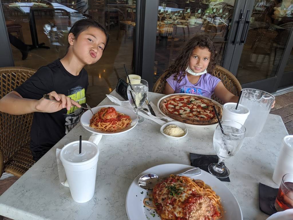 Armandos | restaurant | Orlando, FL 32832, USA | 4072334741 OR +1 407-233-4741