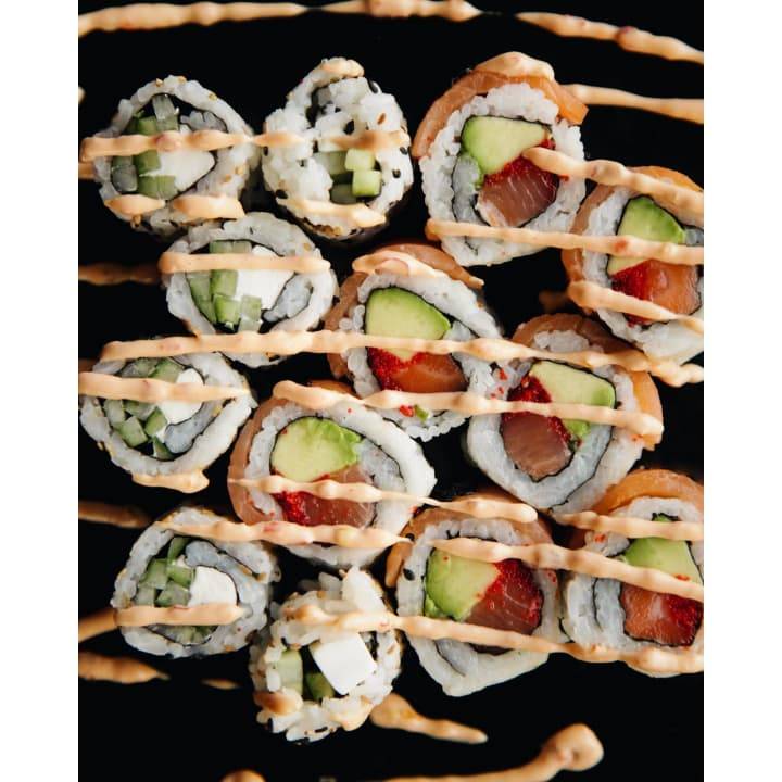 Sushi Shop | restaurant | 337 Boulevard des Laurentides, Saint-Jérôme, QC J7Z 4L8, Canada | 4505303883 OR +1 450-530-3883
