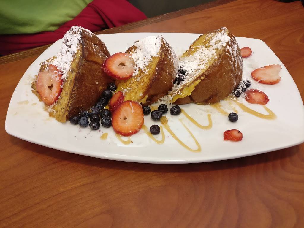 The Broken Yolk Cafe | restaurant | 2434 Vista Way, Oceanside, CA 92054, USA | 7609679655 OR +1 760-967-9655