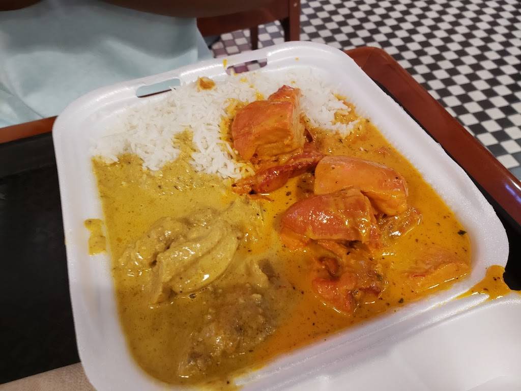 Spice Traders Indian Kitchen | restaurant | 2800 N Main Street, food court Main Place Mall, Santa Ana, CA 92705, USA | 6572125642 OR +1 657-212-5642