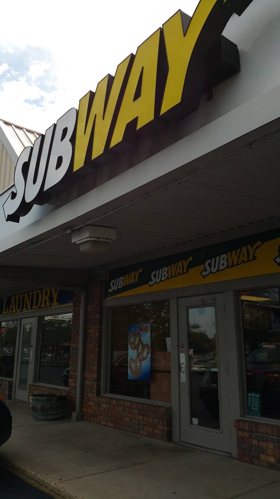 Subway | meal takeaway | 602 N Franklin St, Cuba, MO 65453, USA | 5738856788 OR +1 573-885-6788