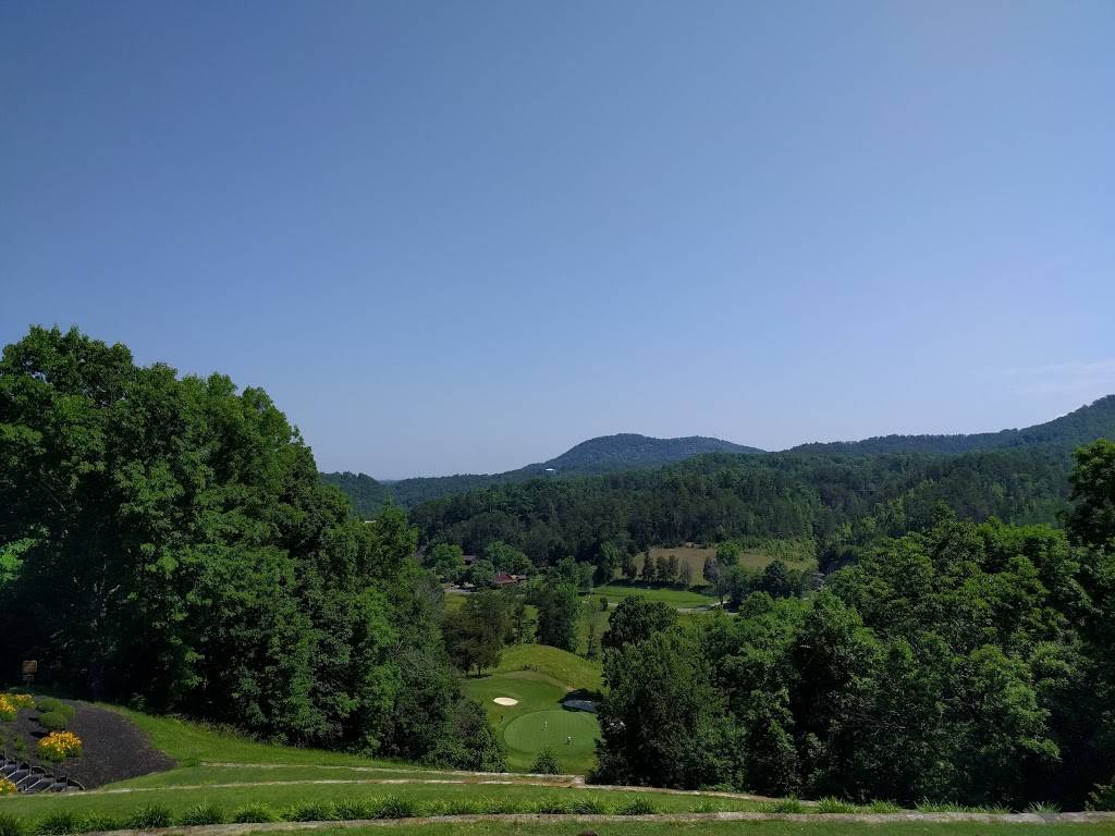 Gatlinburg Golf Course | restaurant | 520 Dollywood Ln, Pigeon Forge, TN 37863, USA | 8654533912 OR +1 865-453-3912
