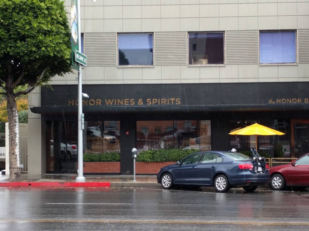 Honor Bar | restaurant | 122 S Beverly Dr, Beverly Hills, CA 90212, USA | 3105500292 OR +1 310-550-0292