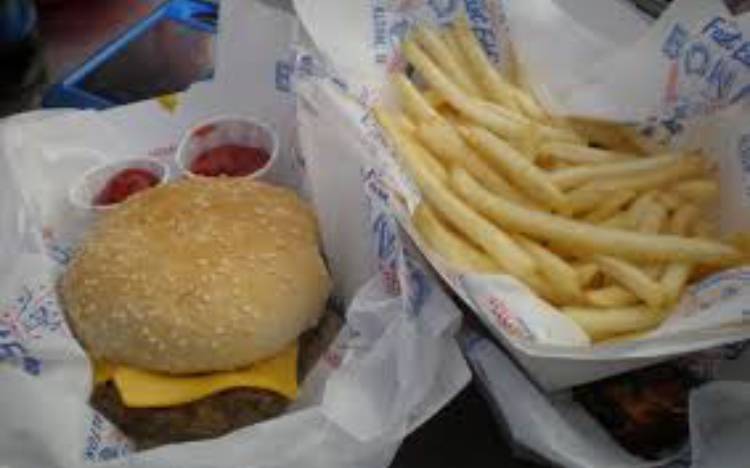 Fast Eddies | restaurant | 1055 Elgin St N, Cambridge, ON N1R 8J1, Canada | 5196237332 OR +1 519-623-7332