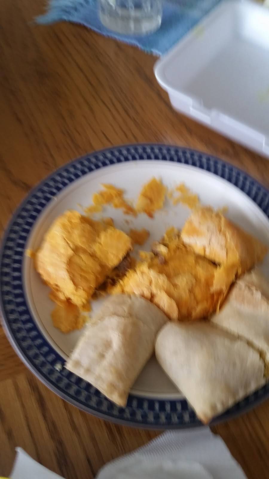 Helens Kitchen | restaurant | 14608 S Post Oak Rd, Houston, TX 77045, USA | 7134139022 OR +1 713-413-9022