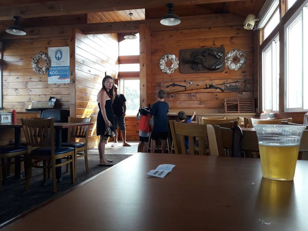 Woods Seafood | restaurant | 15 Town Wharf, Plymouth, MA 02360, USA | 5087460261 OR +1 508-746-0261