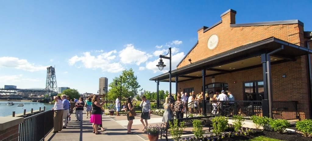 Tewksbury Lodge | restaurant | 249 Ohio St, Buffalo, NY 14204, USA | 7168402866 OR +1 716-840-2866