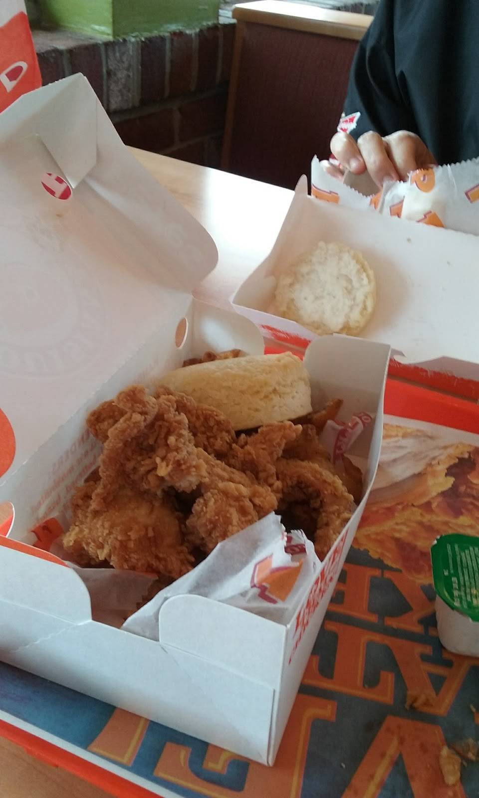 Popeyes Louisiana Kitchen | restaurant | 2016 E Joppa Rd, Baltimore, MD 21234, USA | 4106652277 OR +1 410-665-2277