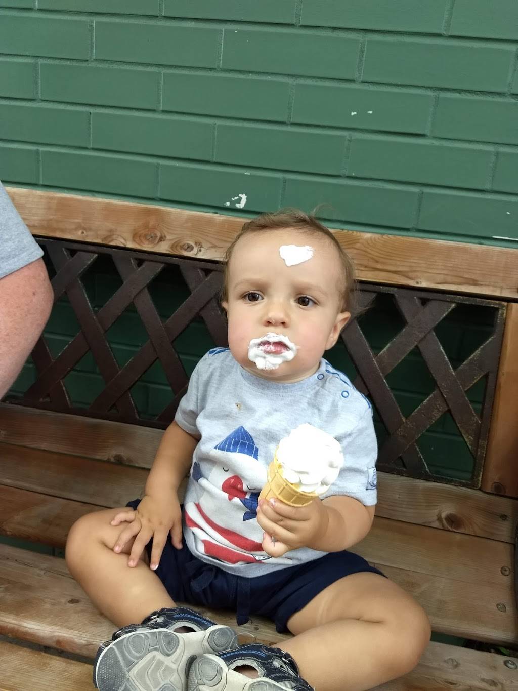 Twist et Creme | restaurant | 11897 Boul Gouin O, Pierrefonds, QC H8Z 1V7, Canada | 5145423132 OR +1 514-542-3132