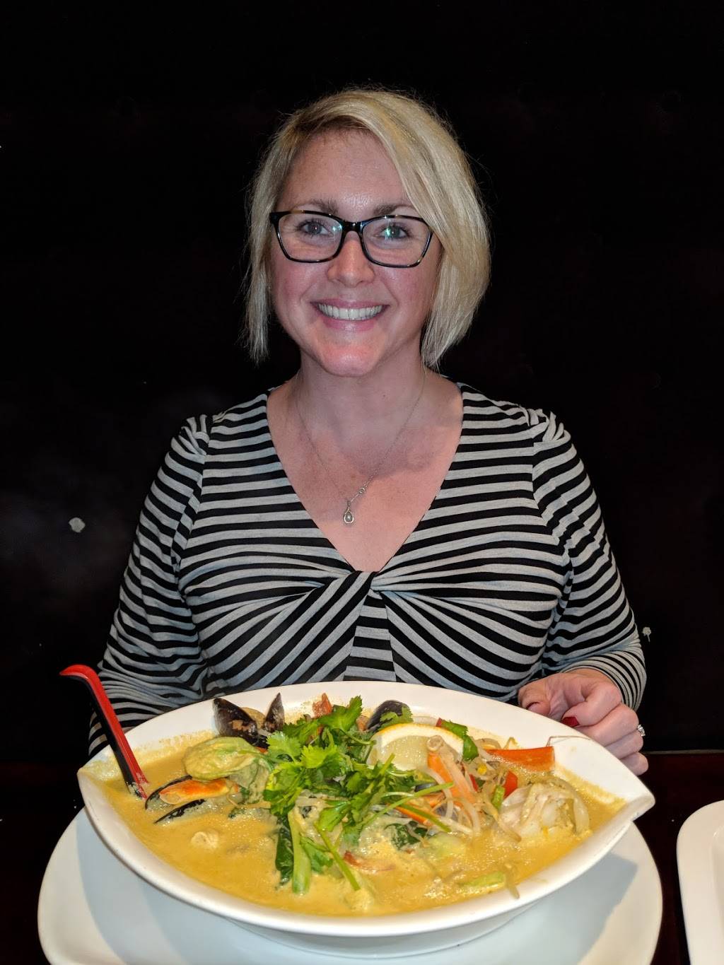 Wild Mango Restaurant and Bar | restaurant | 362 Great Northern Mall, North Olmsted, OH 44070, USA | 4409791888 OR +1 440-979-1888