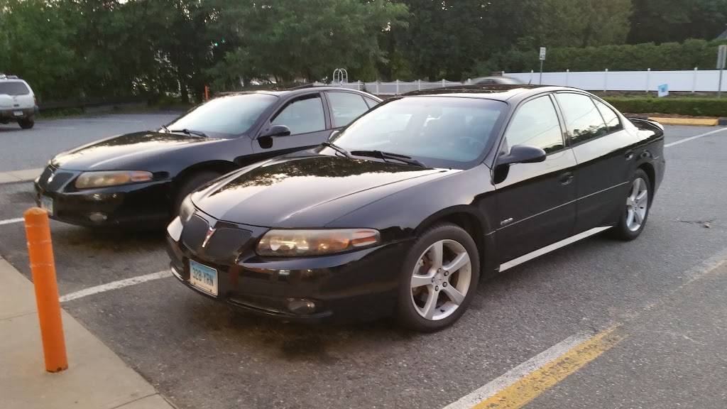 Dunkin | bakery | 977 Boston Post Rd, Westbrook, CT 06498, USA | 8603997008 OR +1 860-399-7008