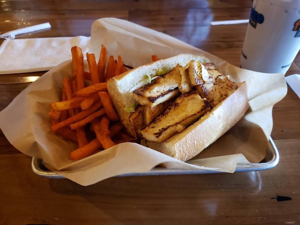 fried daze | restaurant | 5005 S Cooper St #159, Arlington, TX 76017, USA | 8174726666 OR +1 817-472-6666