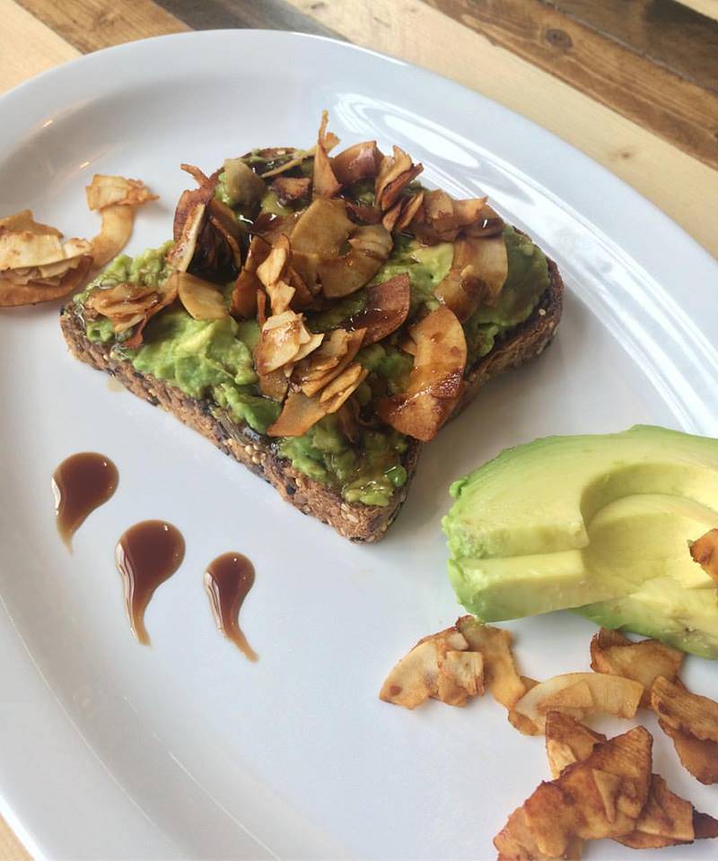 Urban Beets Cafe & Juicery | restaurant | 3077 N Mayfair Rd, Wauwatosa, WI 53222, USA | 4147637034 OR +1 414-763-7034