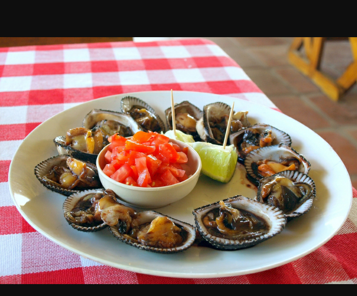 La Nueva Fogata | restaurant | 16852 Sherman Way, Van Nuys, CA 91406, USA | 8187828349 OR +1 818-782-8349