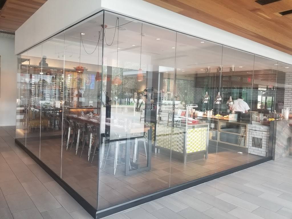 Weft & Warp Art Bar + Kitchen | restaurant | 6114 N Scottsdale Rd, Scottsdale, AZ 85253, USA | 4803681234 OR +1 480-368-1234