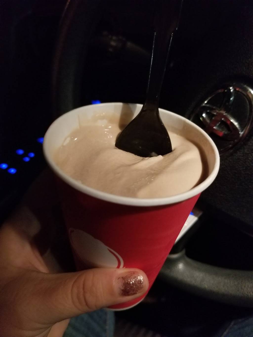 Wendys | restaurant | 4431 E Waterloo Rd, Stockton, CA 95215, USA | 2099318355 OR +1 209-931-8355