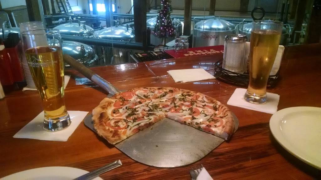 Woodcock Brothers Brewery | restaurant | 638 Lake St, Wilson, NY 14172, USA | 7163334000 OR +1 716-333-4000