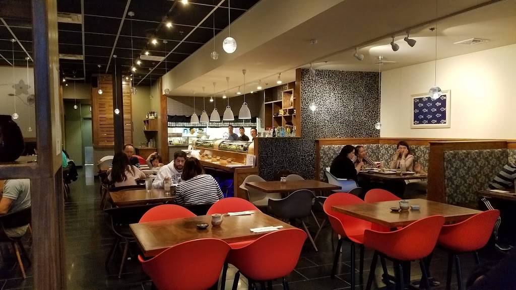 Murasaki | restaurant | 12158 Fairfax Towne Center, Fairfax, VA 22033, USA | 5715296765 OR +1 571-529-6765