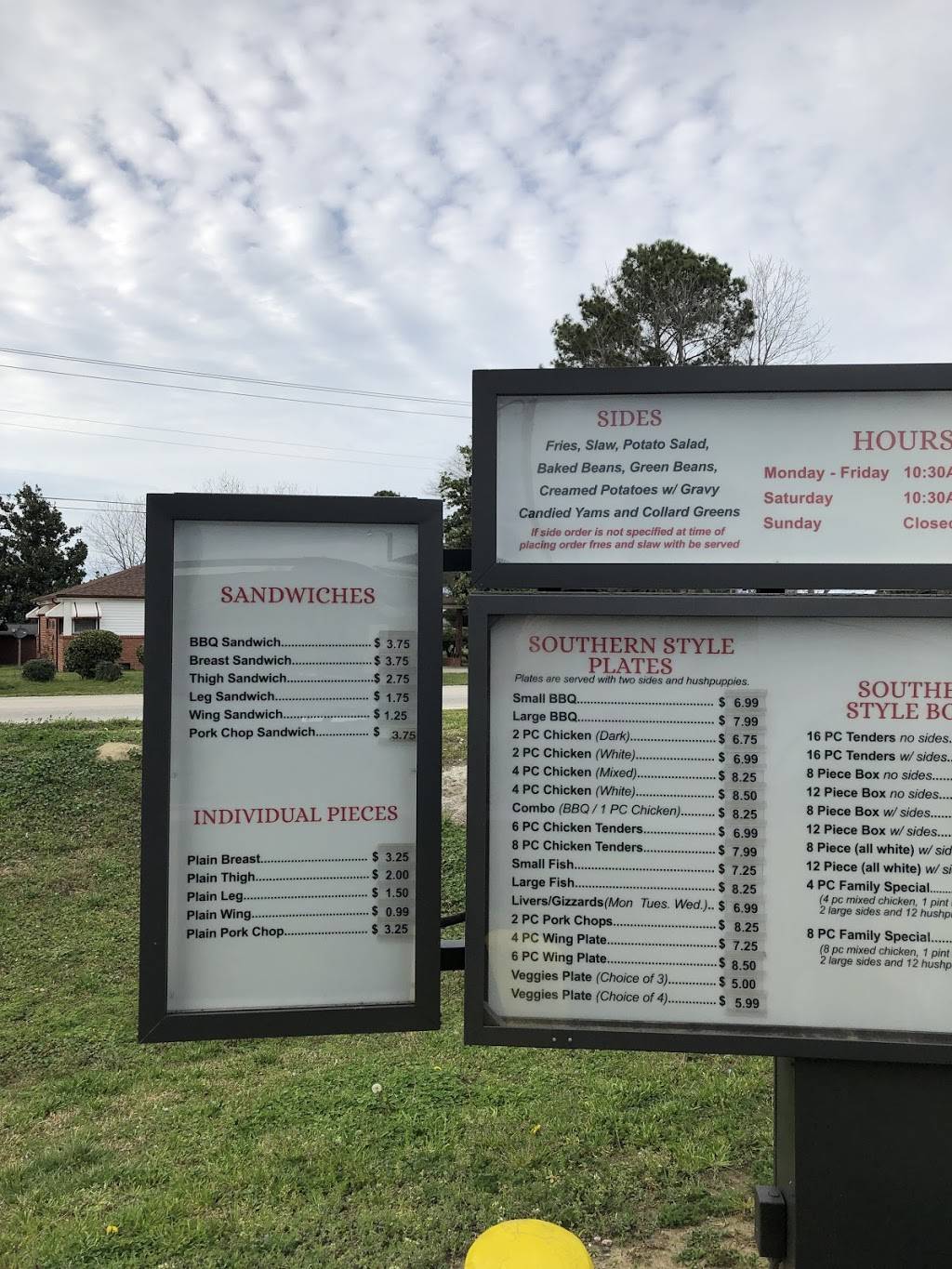 Southern Style Barbecue | restaurant | 338 Martin Luther King Jr Blvd, Clinton, NC 28328, USA | 9105926212 OR +1 910-592-6212